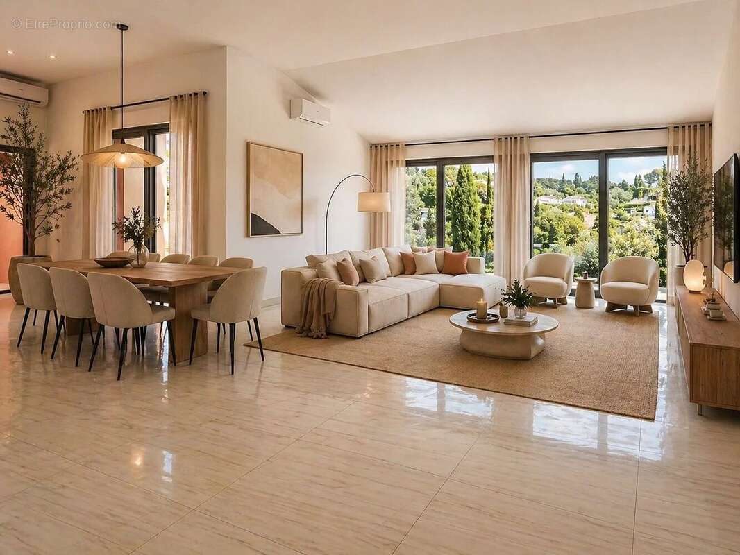 Maison à MOUGINS