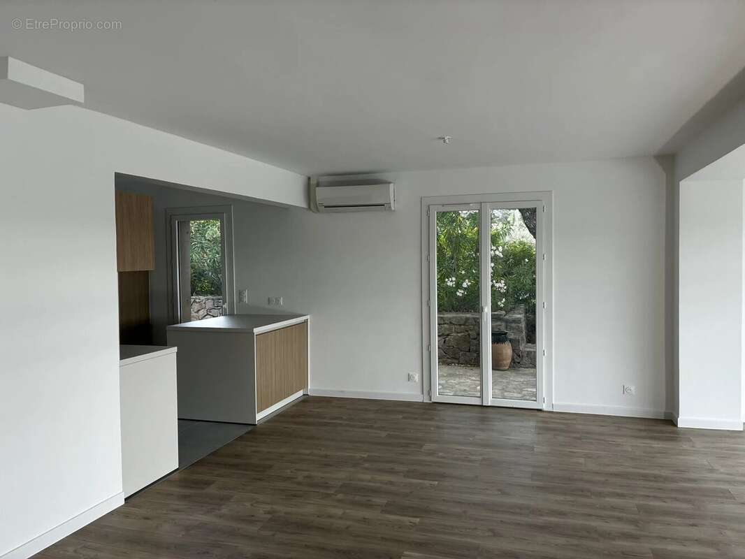 Belle propriété rénovée 3 ch. piscine vue! COTIGNAC - photo 19