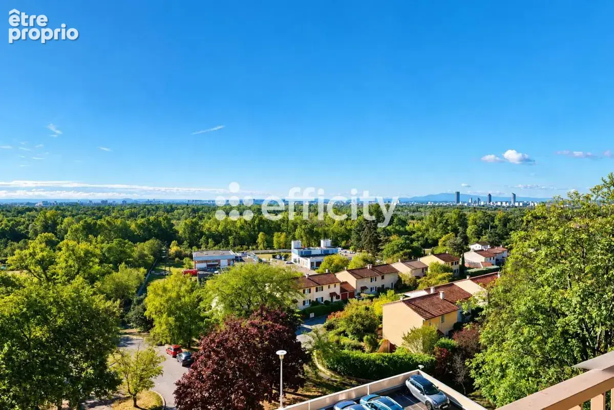Appartement à RILLIEUX-LA-PAPE