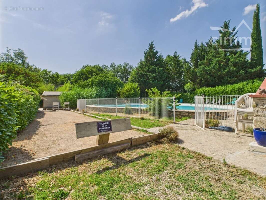 Maison à MOLIERES-SUR-CEZE