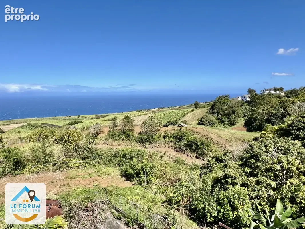 Petite île 97429 - ensemble immobilier en bon etat général - bon rendement locatif - magnifique vue mer - photo 8