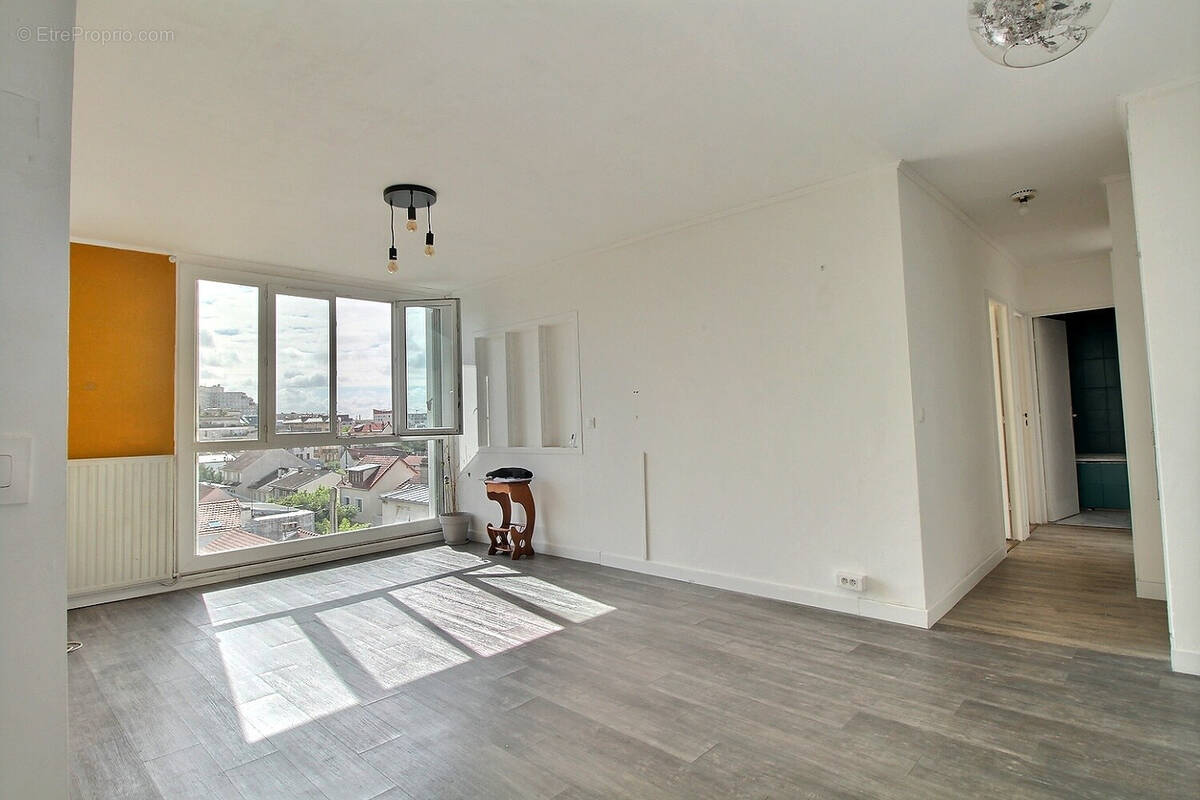 Appartement à COLOMBES
