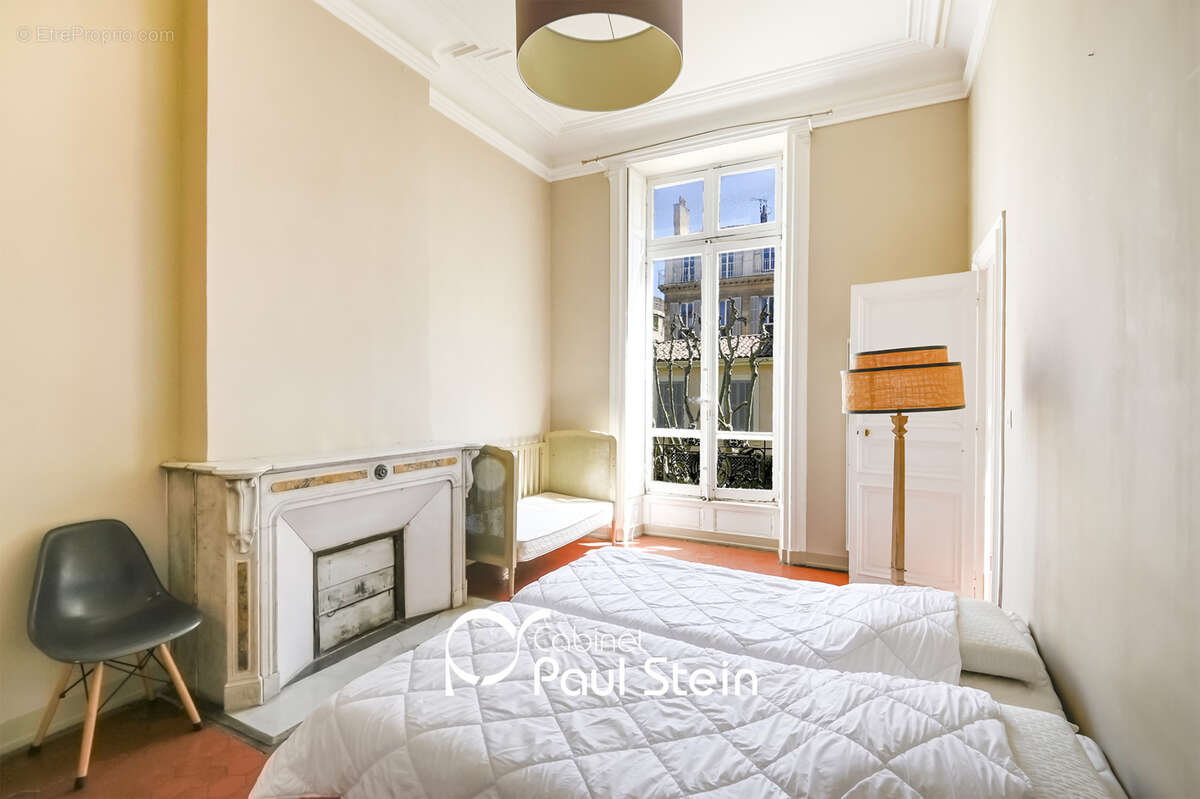 Appartement à MARSEILLE-6E