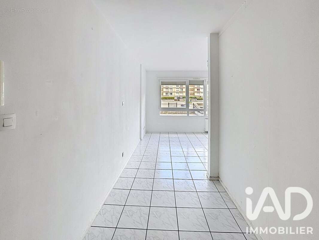 Photo 2 - Appartement à OULLINS