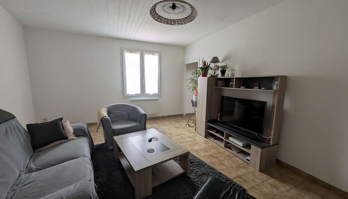 Maison à PONT-L'ABBE-D'ARNOULT