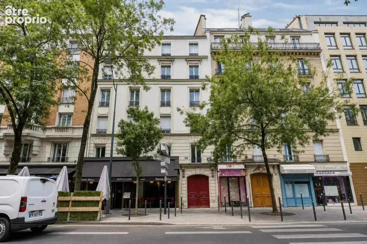 Appartement à PARIS-14E