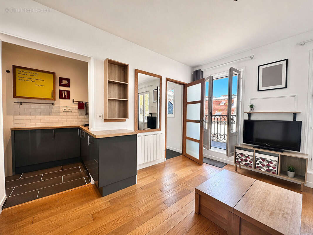 Appartement à PARIS-11E