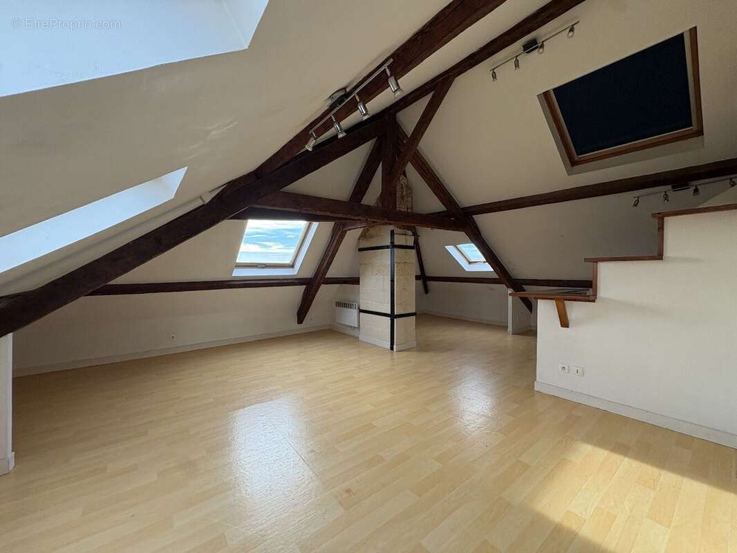 Appartement à COGNAC