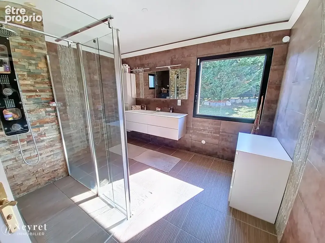 Rare : Maison d'architecte d'exception de 308 m2 sur son terrain paysagé de 2546 m2 - photo 13