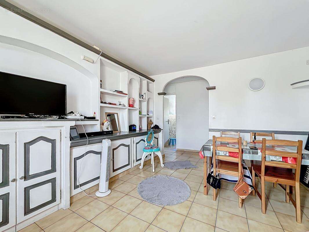 Appartement à FREJUS