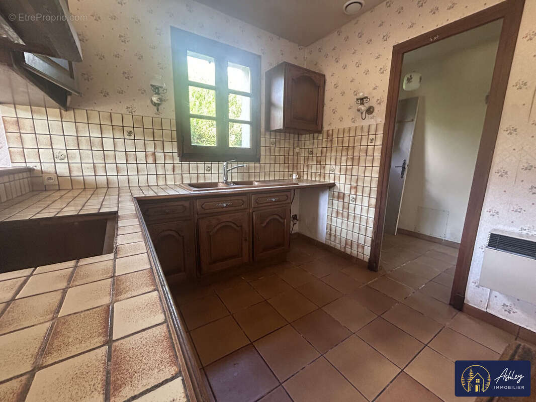 Maison 5 pièces YDES - Maison à YDES