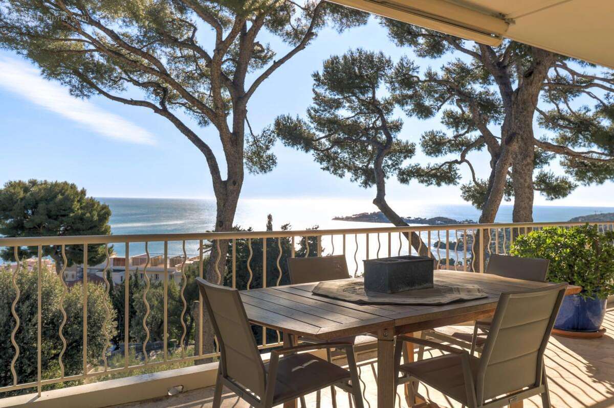 Appartement à VILLEFRANCHE-SUR-MER