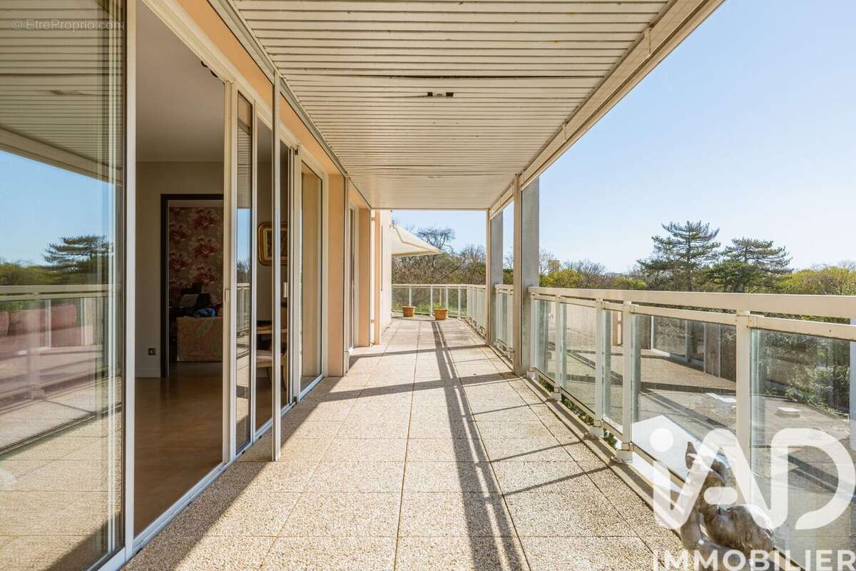 Photo 8 - Appartement à LA ROCHELLE