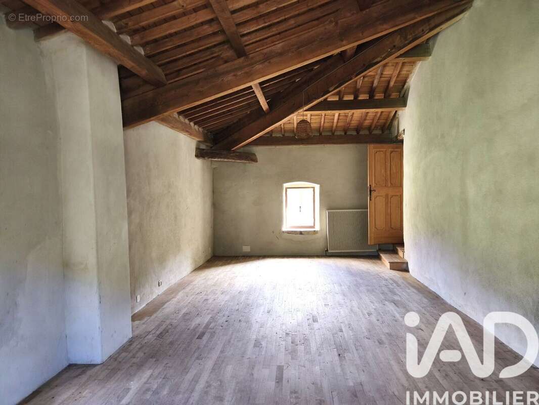 Maison 294 m² à Saint-Thome  - photo 7
