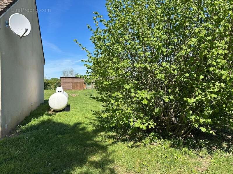 Maison à SAINT-GERVAIS-EN-BELIN