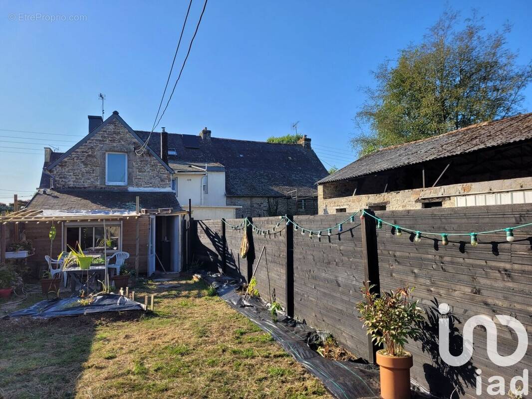 Photo 1 - Maison à ROUDOUALLEC