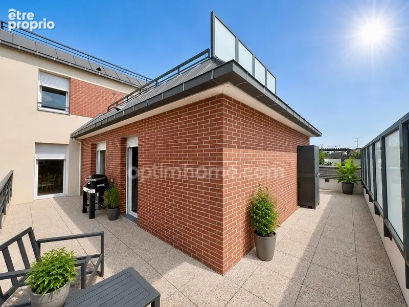 Appartement à vendre 4 pièces - 2 chambres - 2 Salles de bain - 2 Places de parking - Terrasse - FRANCONVILLE (95) - photo 7