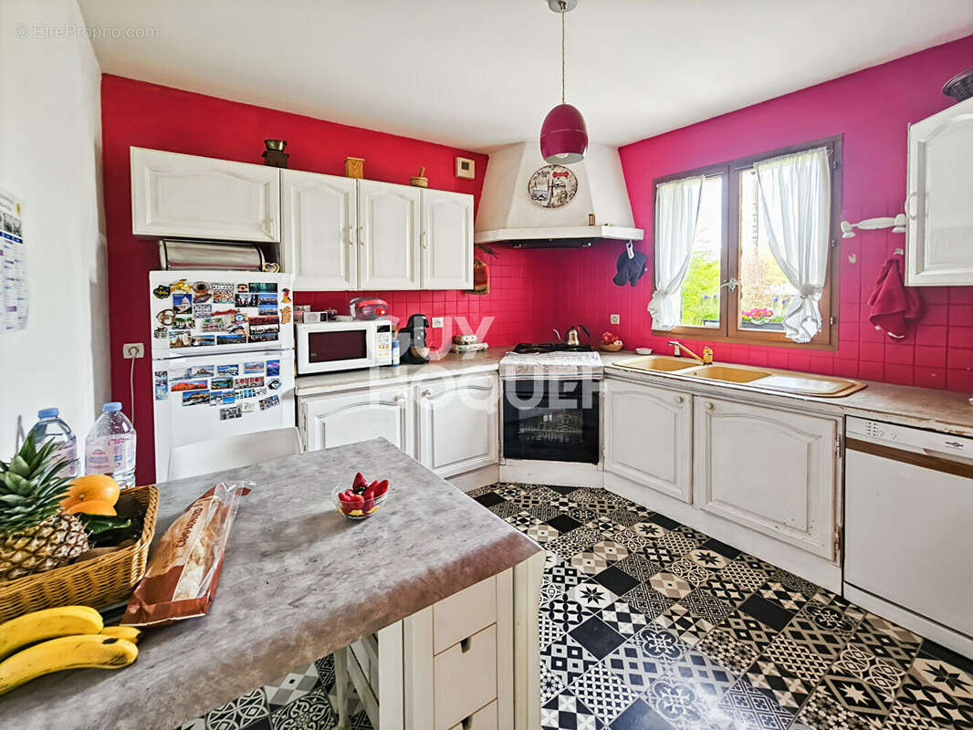 Maison à MARLES-EN-BRIE