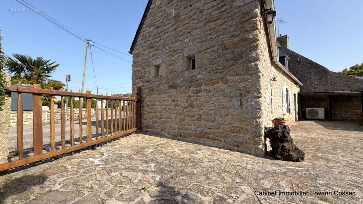 Maison à GUILVINEC