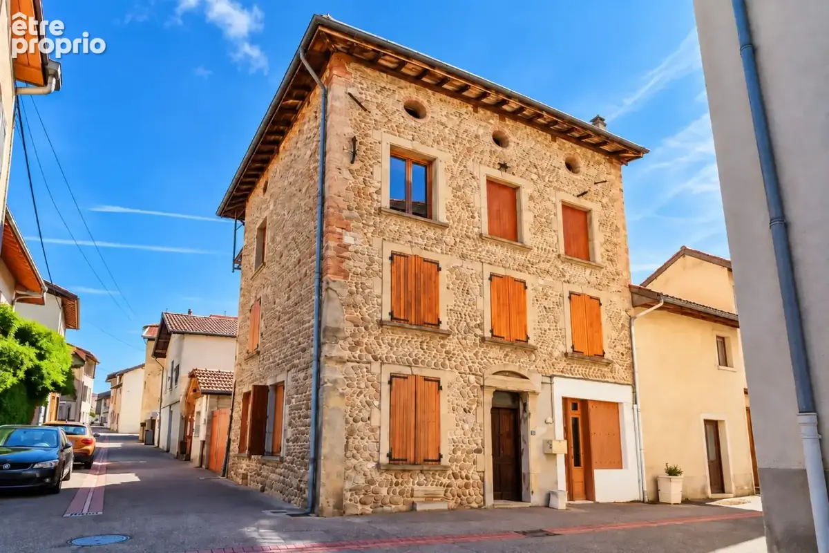 Maison à SAINT-ETIENNE-DE-SAINT-GEOIRS