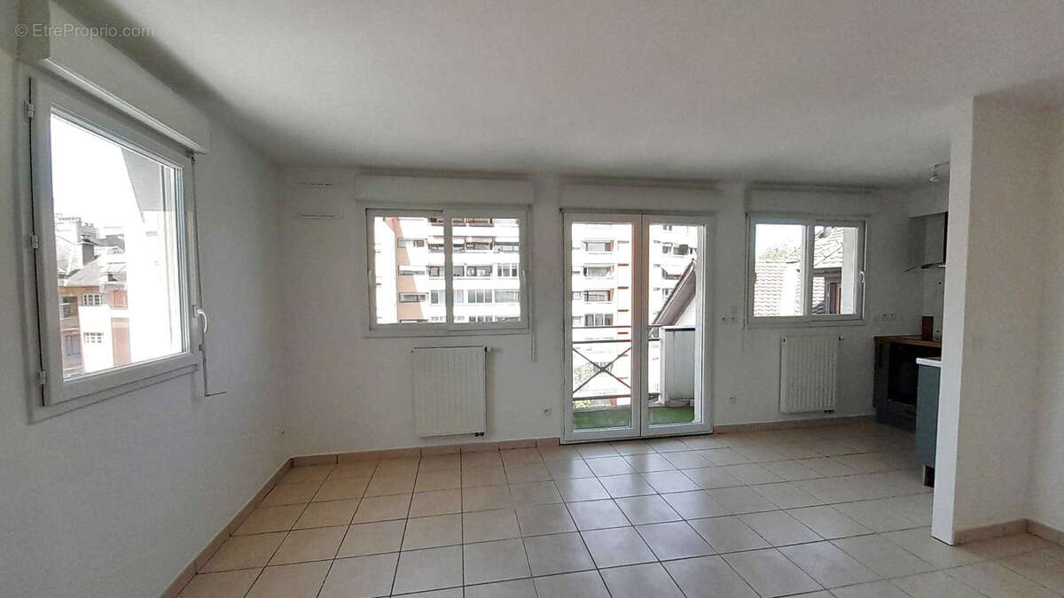 Appartement à THONON-LES-BAINS