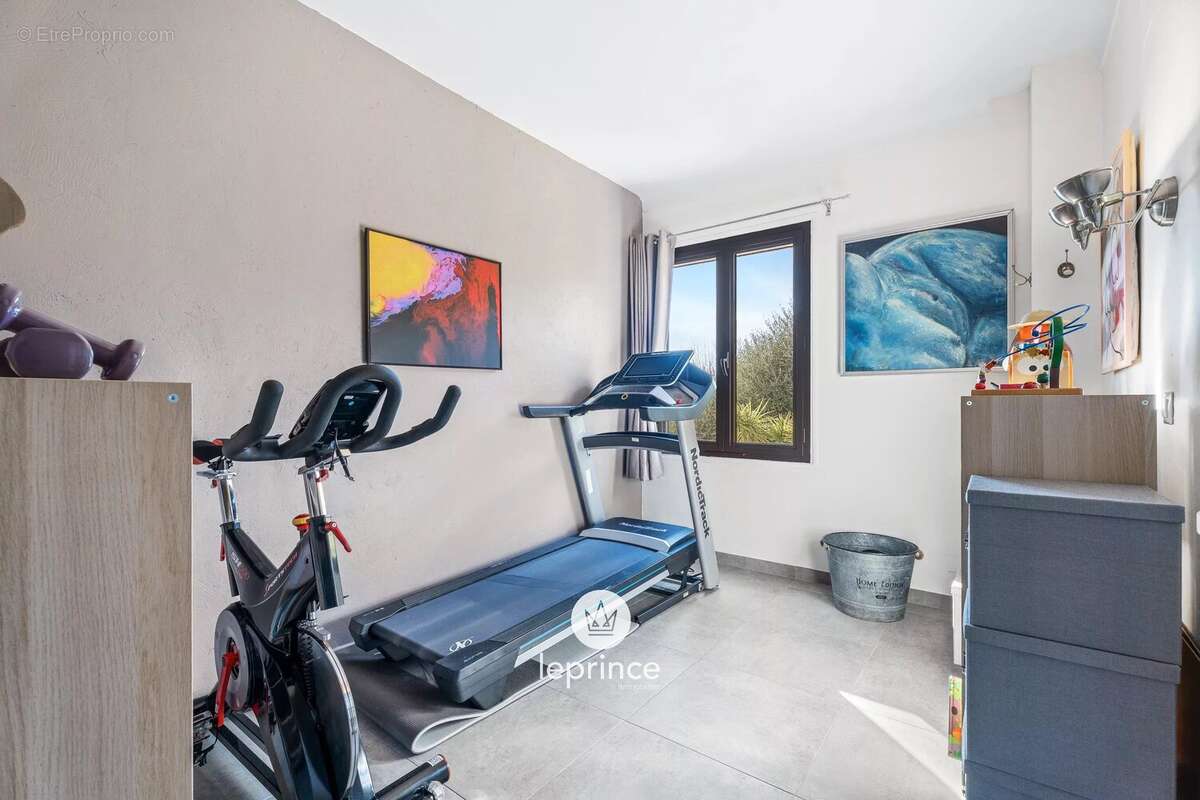 Appartement à VENCE