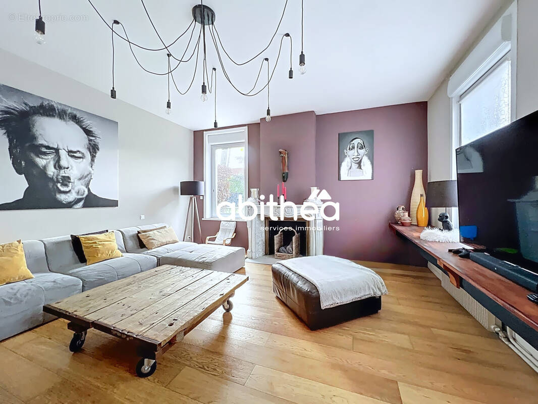 Maison à ENGLEFONTAINE