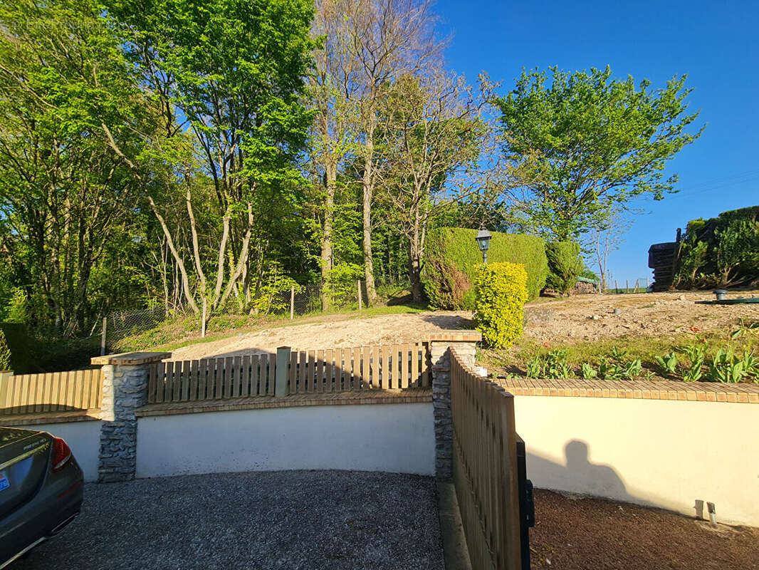 Maison à CHAMPFLEUR