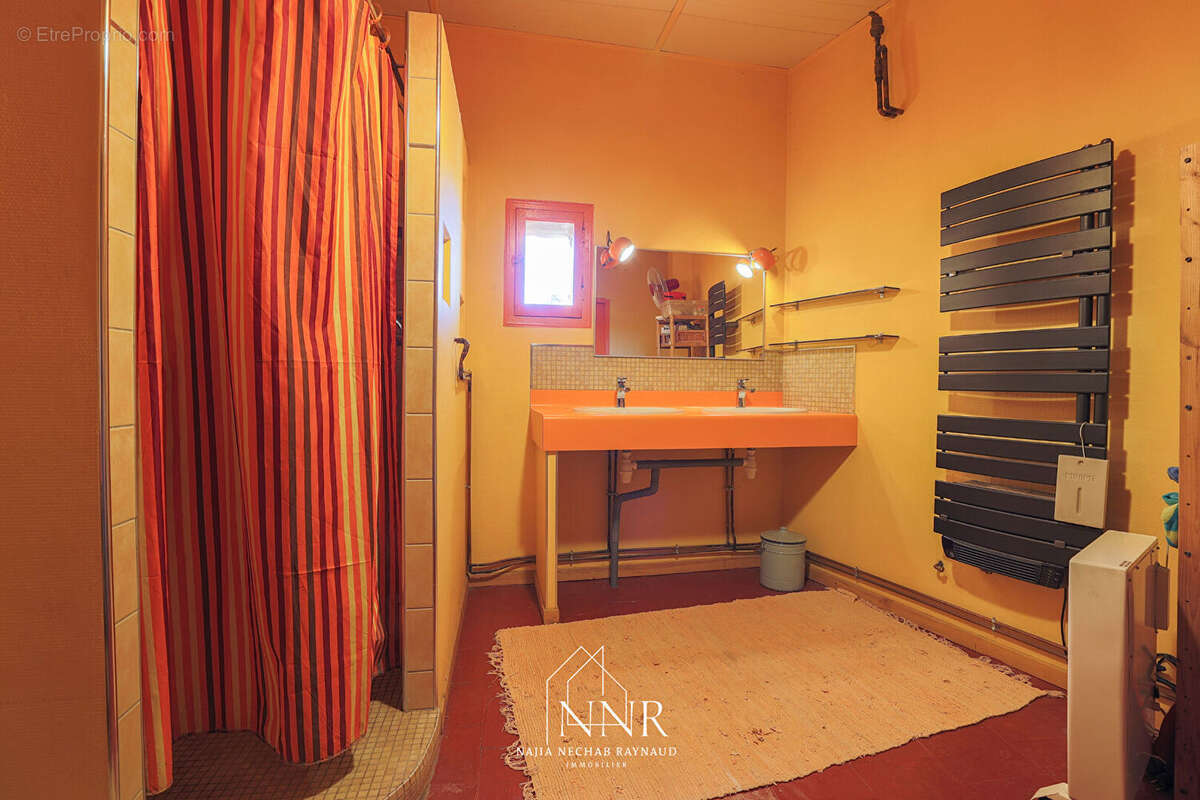 Maison à SAINT-FELIX-DE-LODEZ