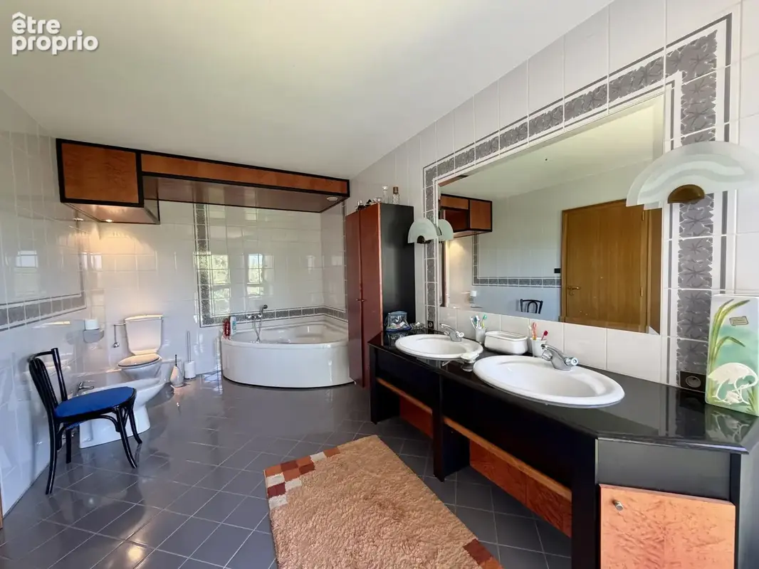 Maison d'architecte au calme 220 m2 7 pièces - photo 10