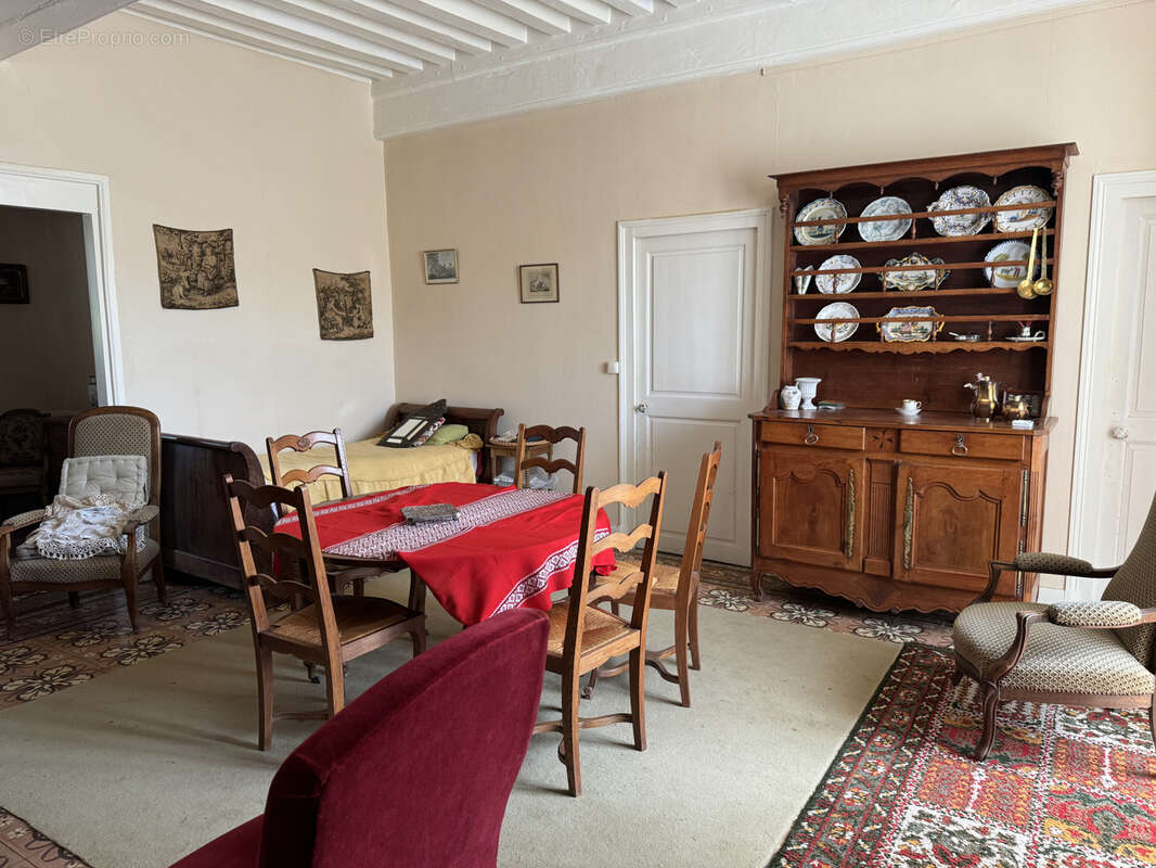 Maison à AUNAY-EN-BAZOIS