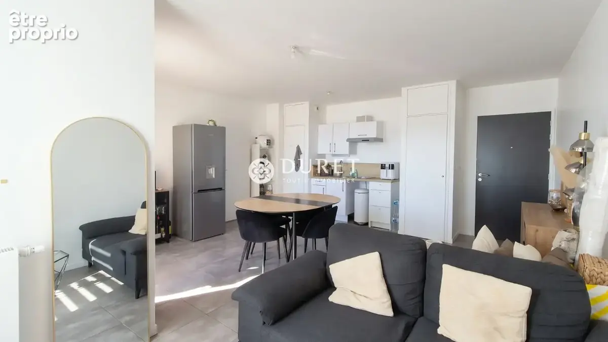 Appartement 2 pièces 45 m² à vendre à La Roche-Sur-Yon (85000) - photo 1