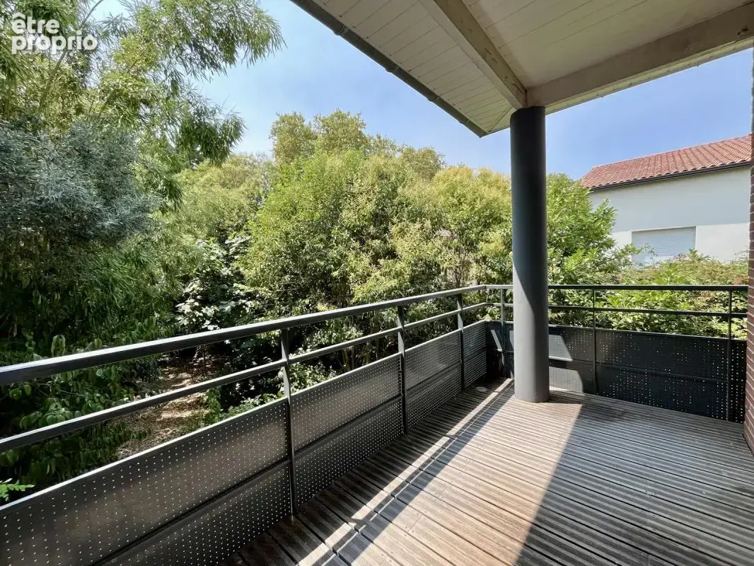 CASTANET-TOLOSAN – T3 avec terrasse et parking en sous-sol - photo 3