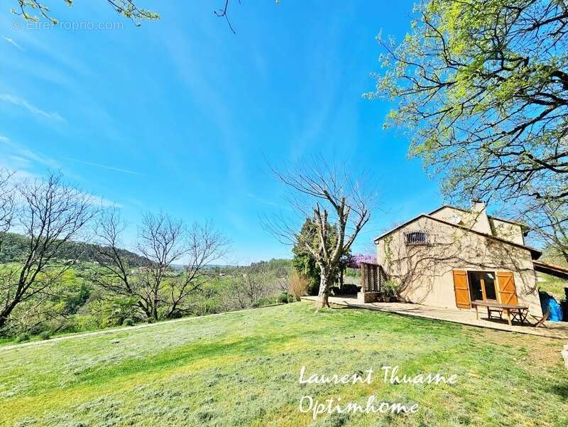 Maison à LE LARDIN-SAINT-LAZARE