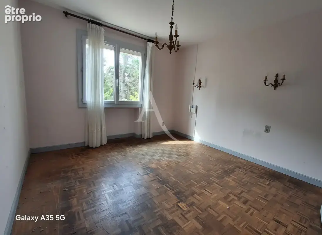 Maison L Isle Jourdain 162 m² sur 2300 m² de terrain - photo 6