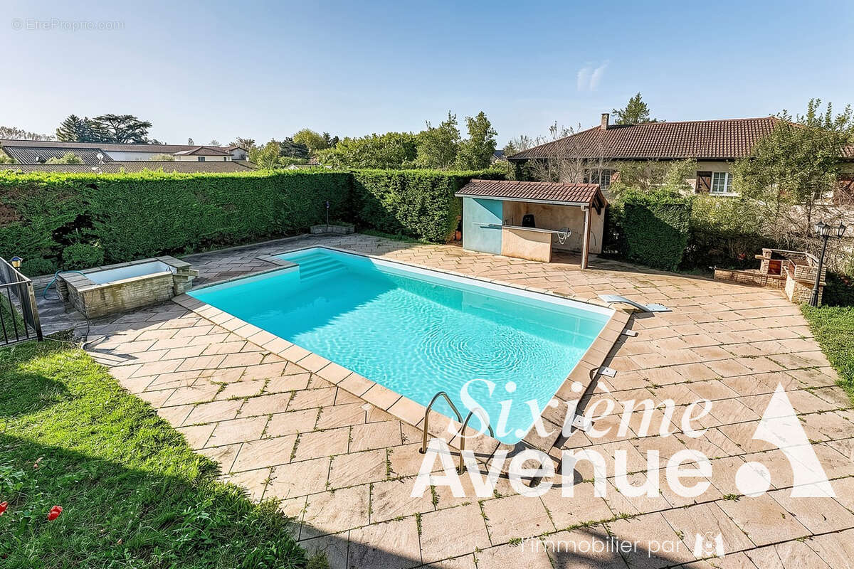 Maison à SAINT-PRIEST