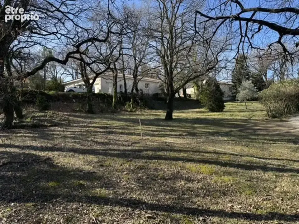 Terrain 1350 m² à Rochefort-Du-Gard  - photo 4