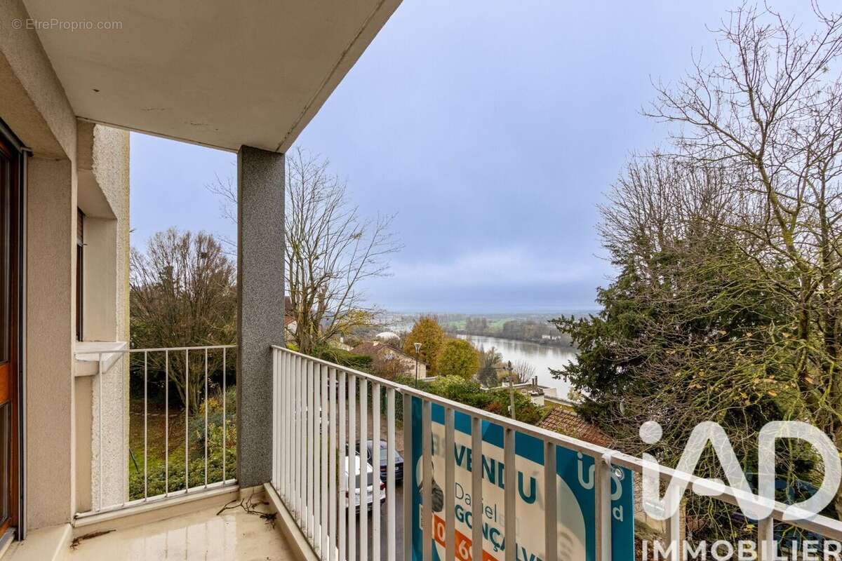 Photo 2 - Appartement à LA FRETTE-SUR-SEINE