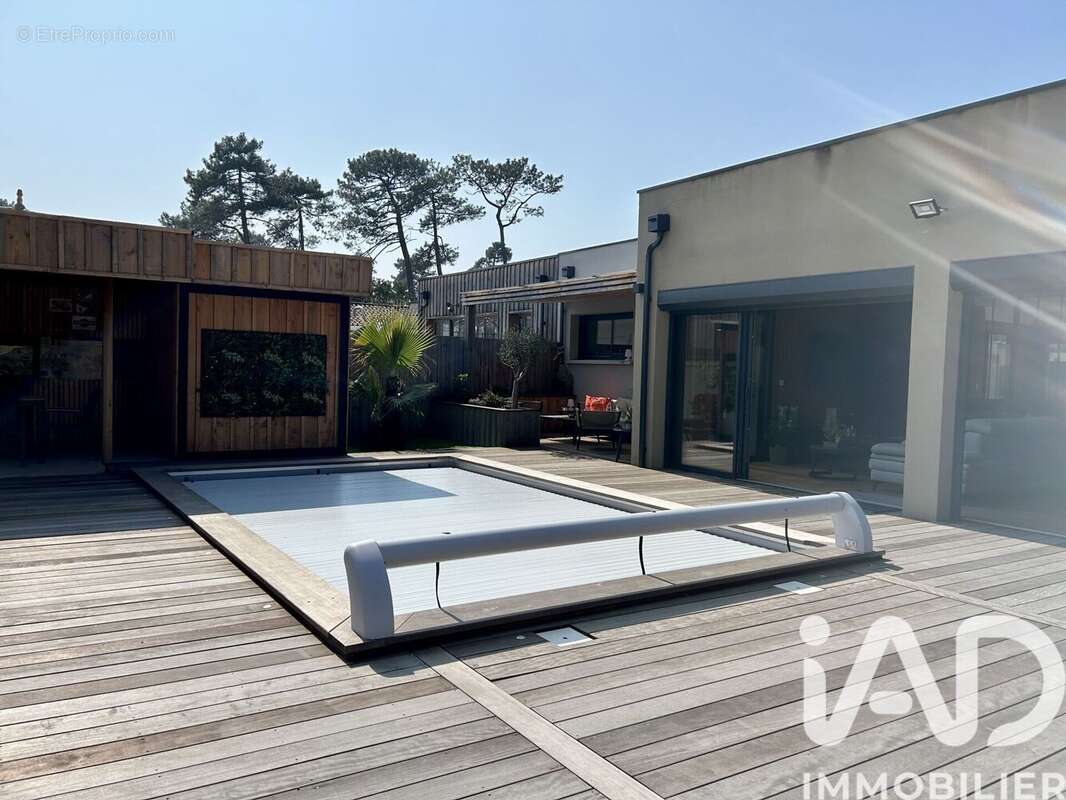 Photo 6 - Maison à VENDAYS-MONTALIVET