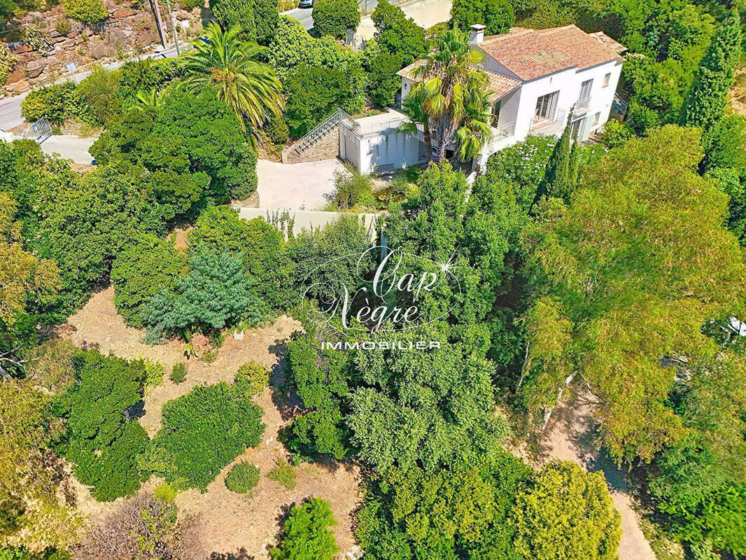 Maison à RAYOL-CANADEL-SUR-MER