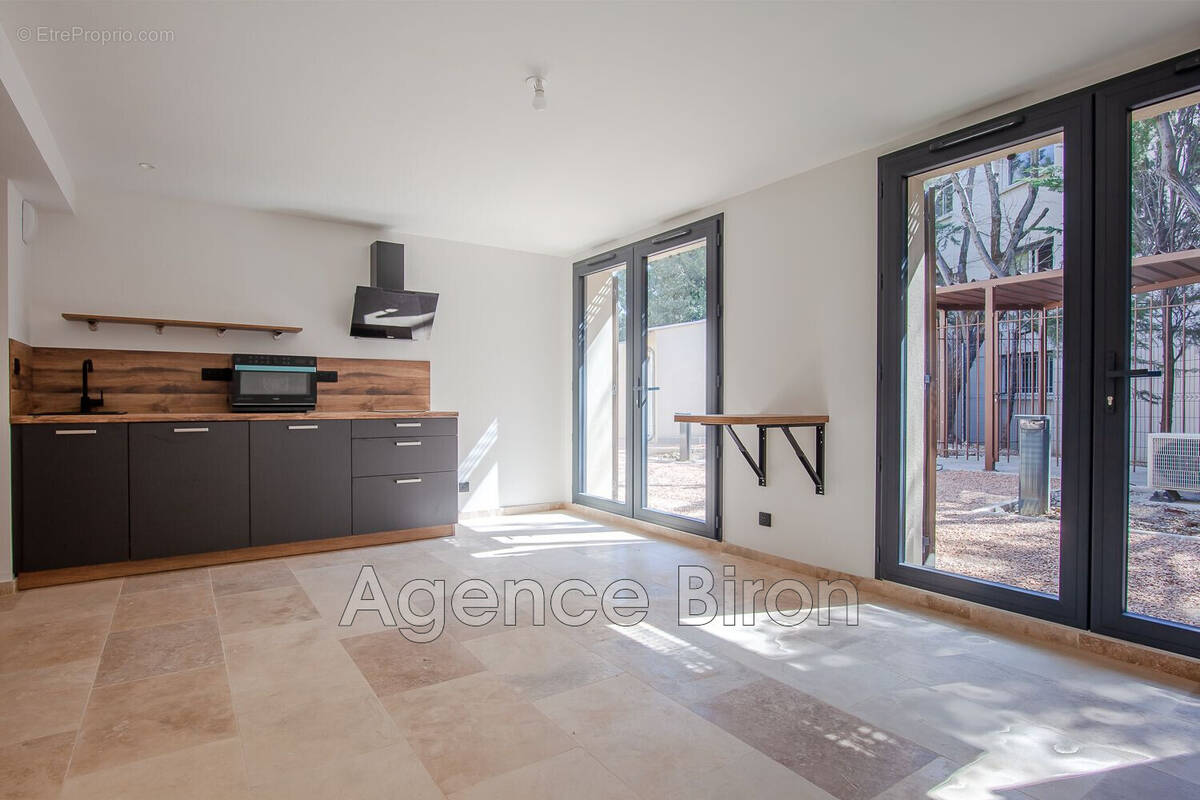 Appartement à AIX-EN-PROVENCE