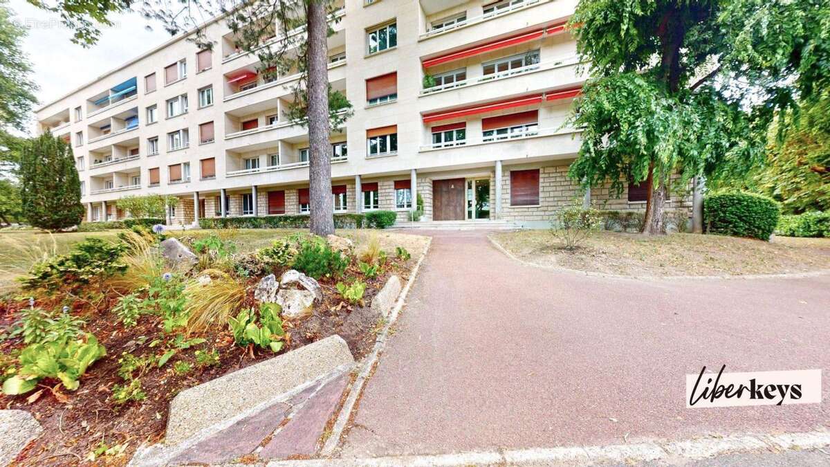 Appartement à MAISONS-LAFFITTE
