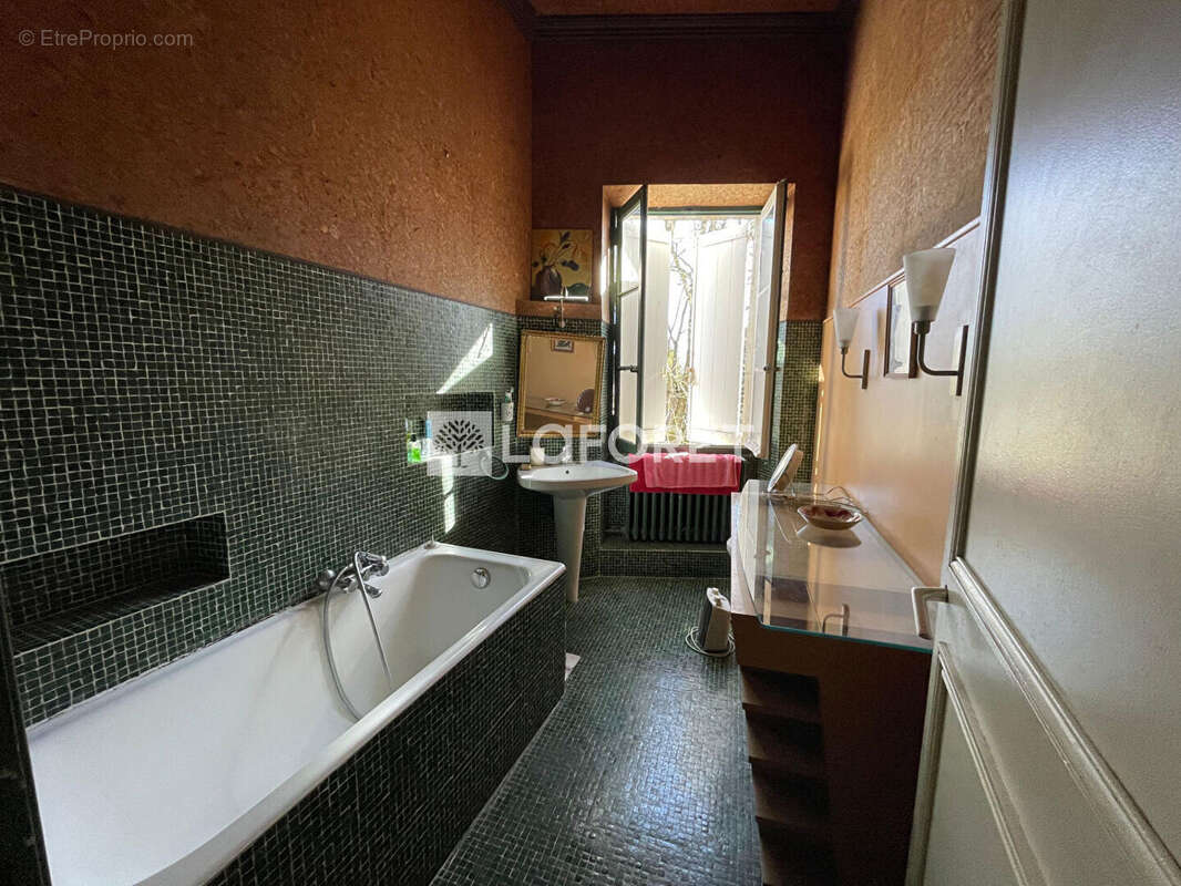 Maison à VILLENEUVE-LES-AVIGNON