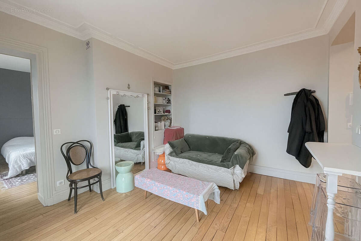 Appartement à PARIS-11E