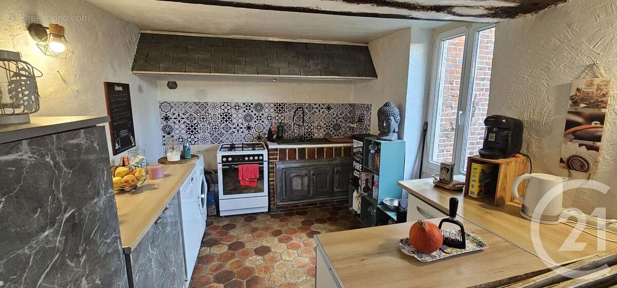 Maison à MESLAY-LE-VIDAME