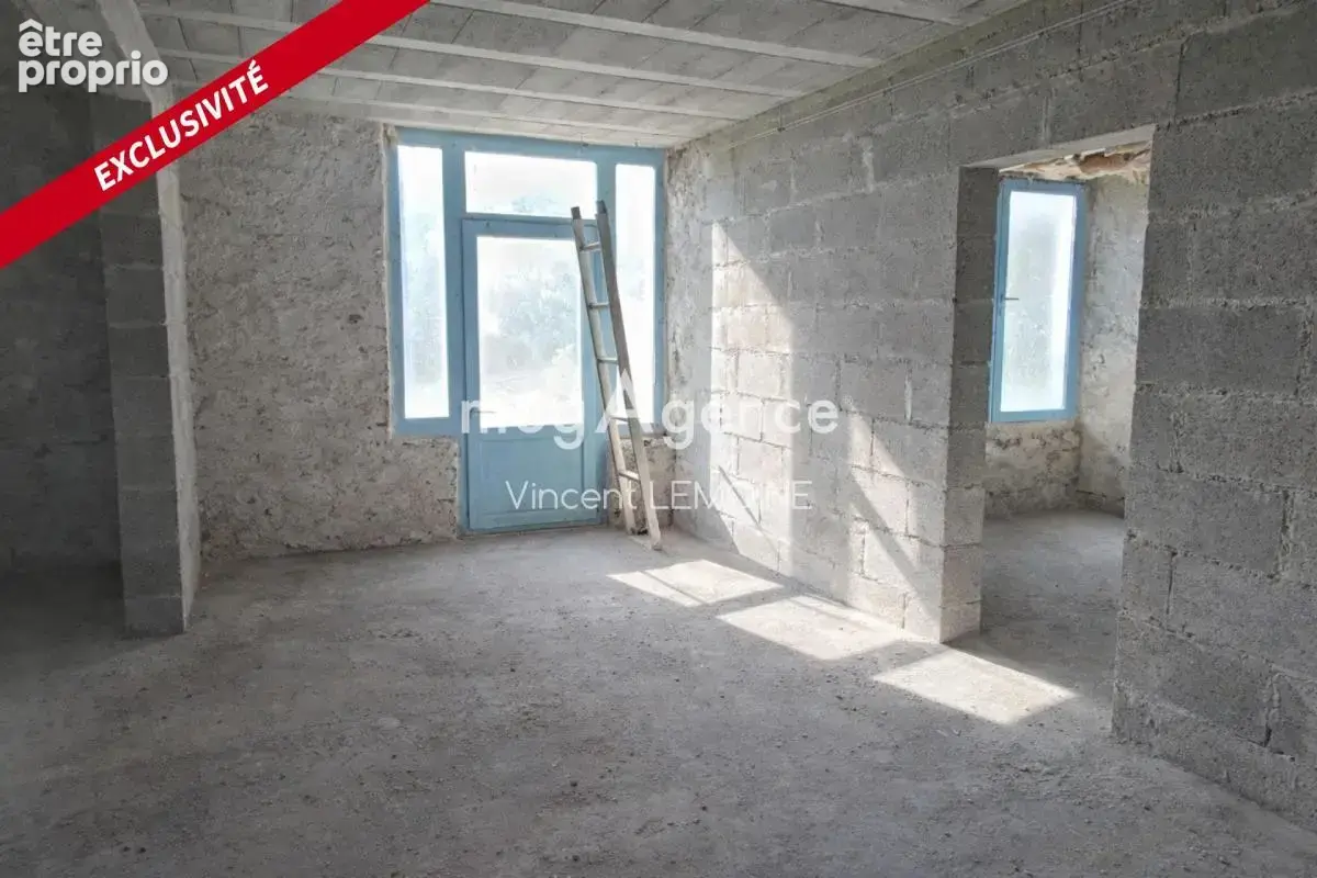 Maison en pierre à rénover – 150 m² – proche mer – fort potentiel ! - photo 9