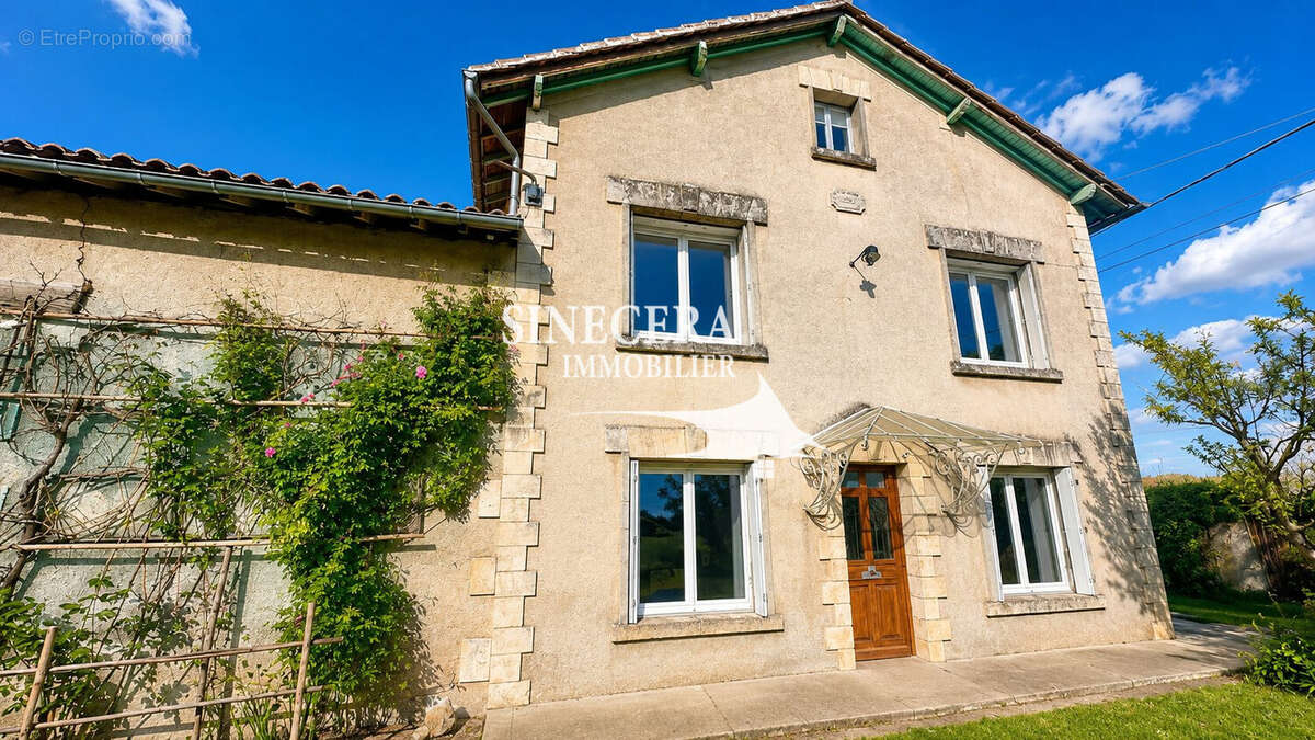 Maison à RIBERAC