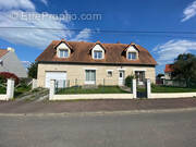 Maison à BASSENEVILLE