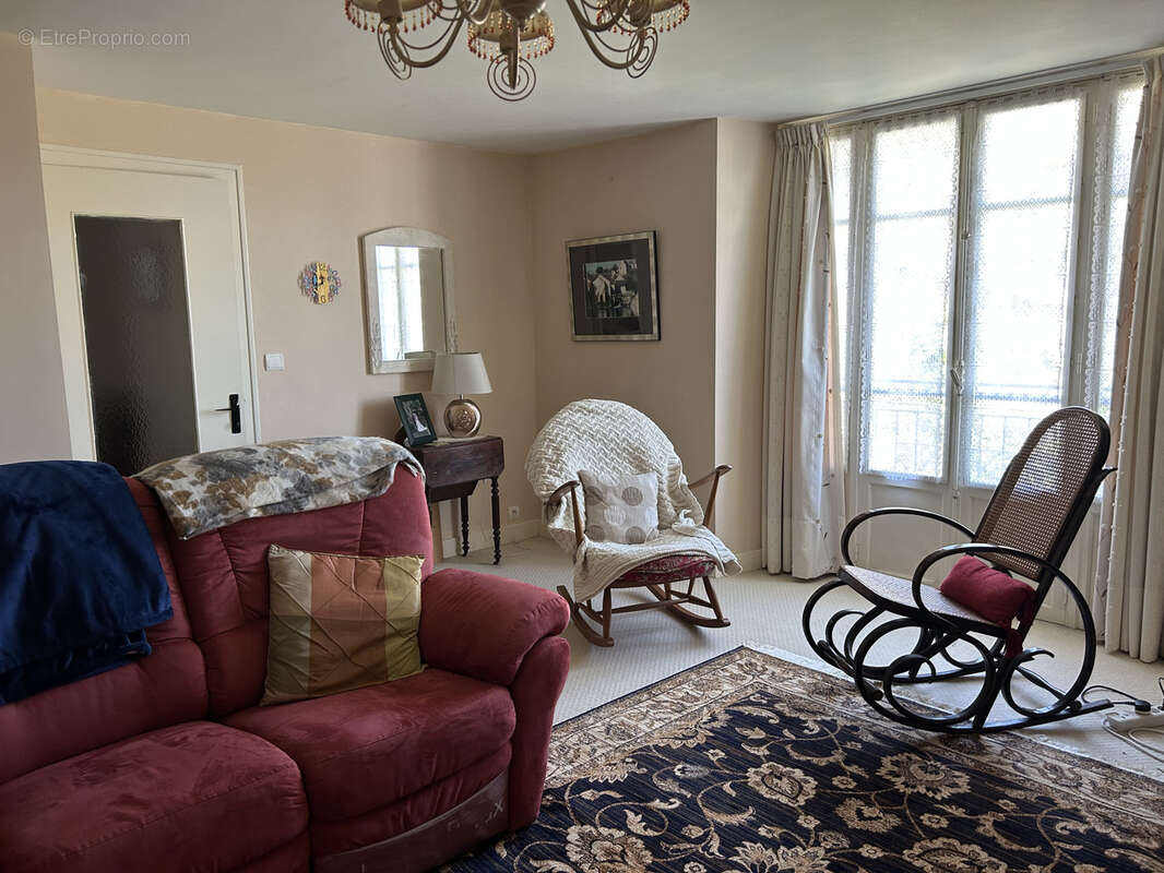 Maison à SAINT-GAULTIER