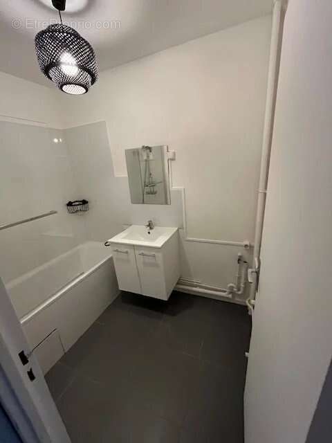 Appartement à LEVALLOIS-PERRET